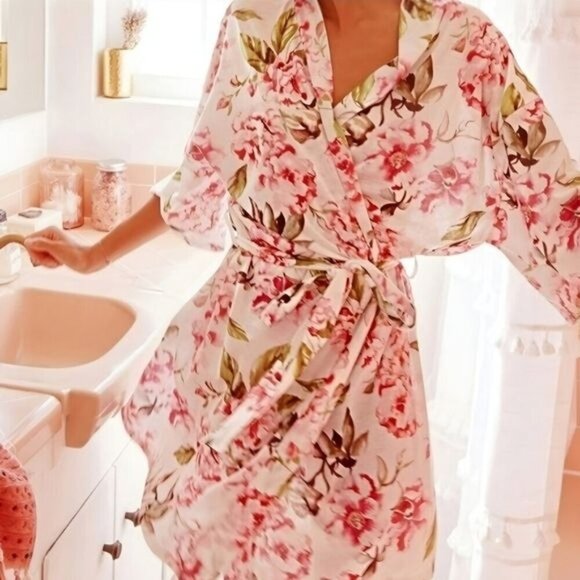 MuMu Floral Bridal Robe ✦ Garden of Blooms ✦ One Size Kimono Wrap NWOT - Picture 9 of 10
